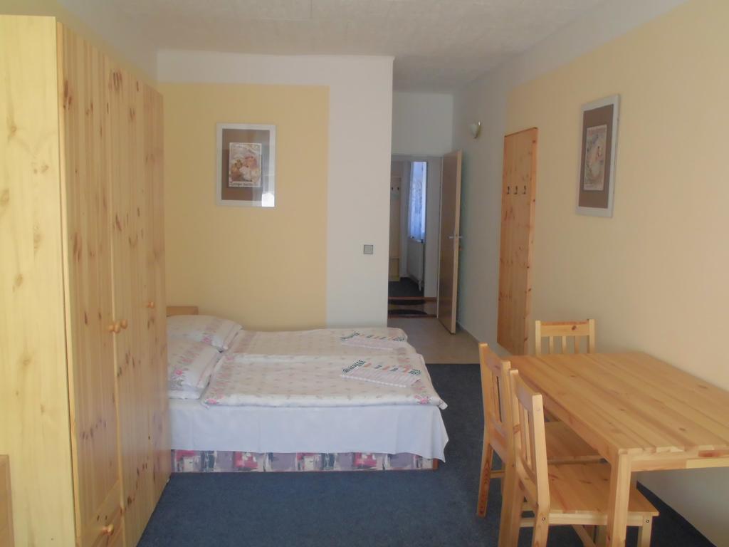 Penzion Laguna Kunratice  Kamer foto
